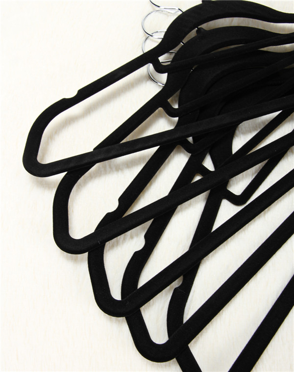 西安黑色母粒生產塑料制品應用